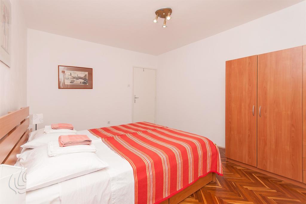 Apartments Milka โวดีเซ ภายนอก รูปภาพ