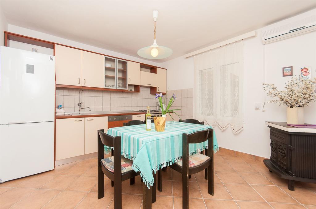 Apartments Milka โวดีเซ ภายนอก รูปภาพ